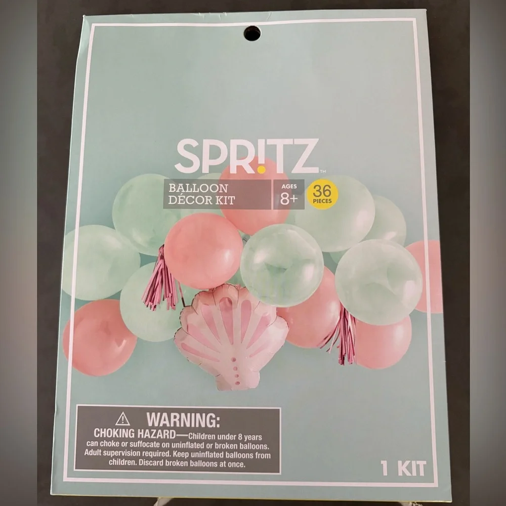 Spritz Balloon Decor Kit - Pink and Mint